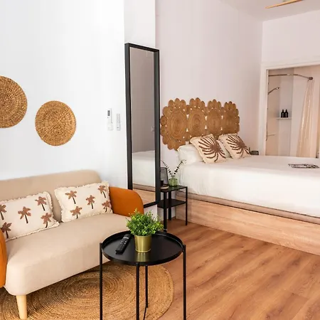 Optimum Gabinete Del Artesano Apartment Sevilla